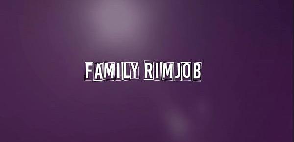  Family Rimjob - GIRLSRIMMING